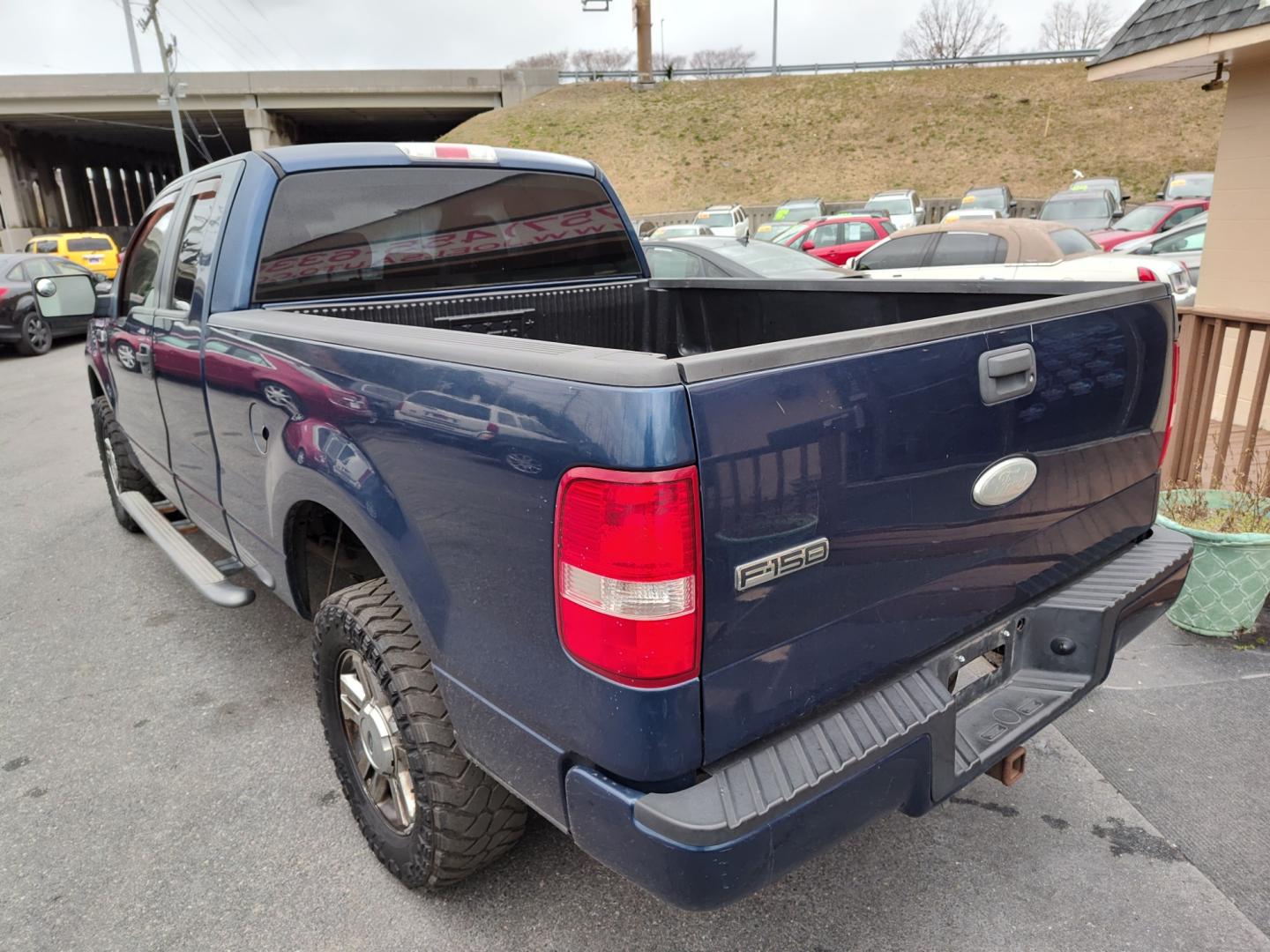 2007 Blue Ford F-150 (1FTRX14W57F) , Automatic transmission, located at 5700 Curlew Drive, Norfolk, VA, 23502, (757) 455-6330, 36.841885, -76.209412 - Photo#12